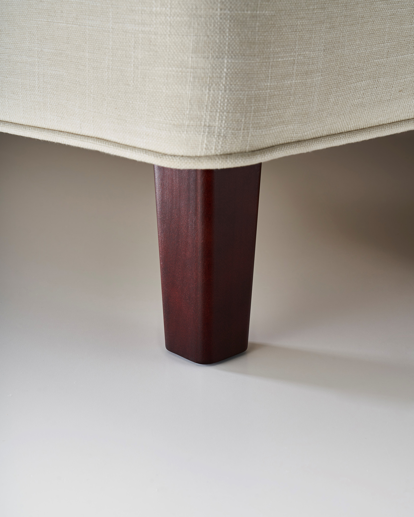 L1 Wooden Leg