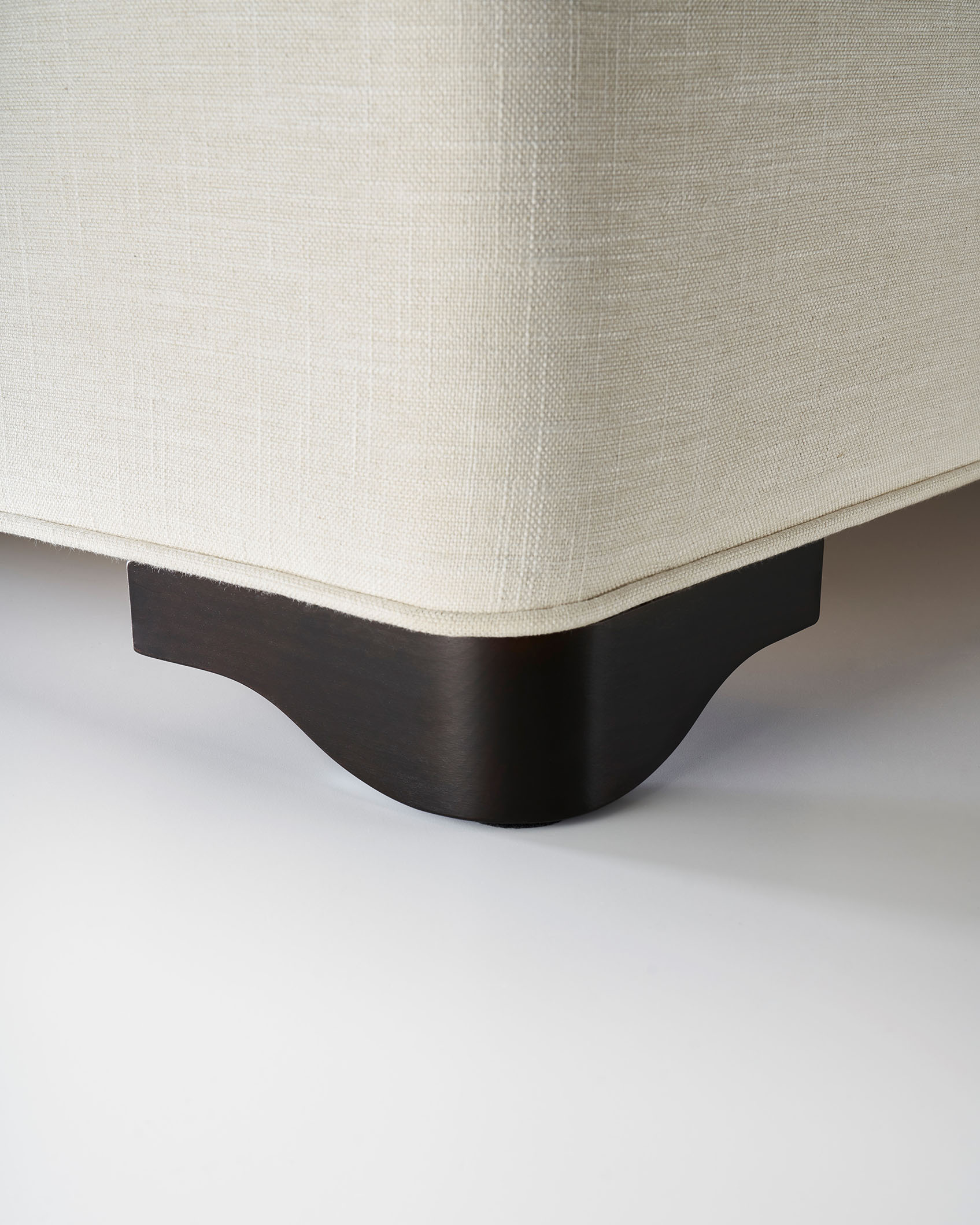 L3 Wooden Leg
